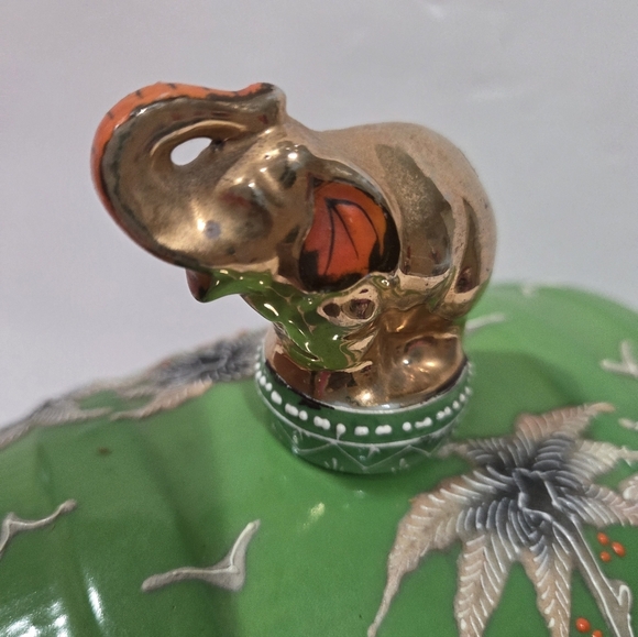 7 Pcs Moriyama Mori-Machi Japan Porcelain Sake Decanter Barrel & Cups 1926-1929 - Picture 4 of 17